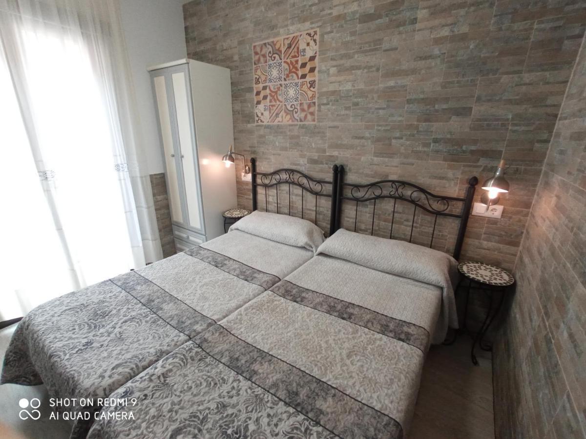 Apartamentos La Casona De Ezcaray Con Terrazas Y Patios Individuales المظهر الخارجي الصورة